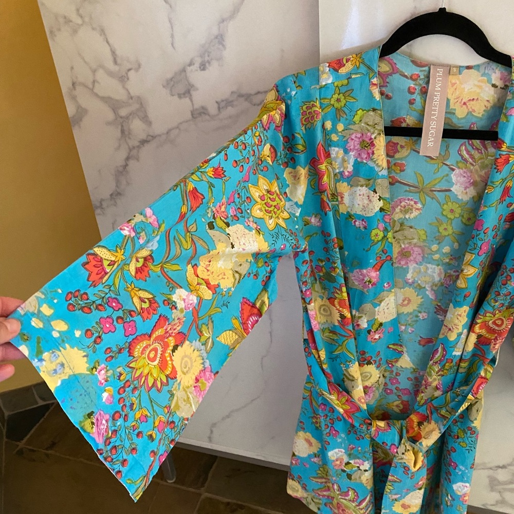 Plum Pretty Sugar kimono - Picture 3 of 4